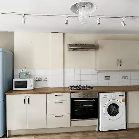 Charming Hideaway | Parking | Near Hospital